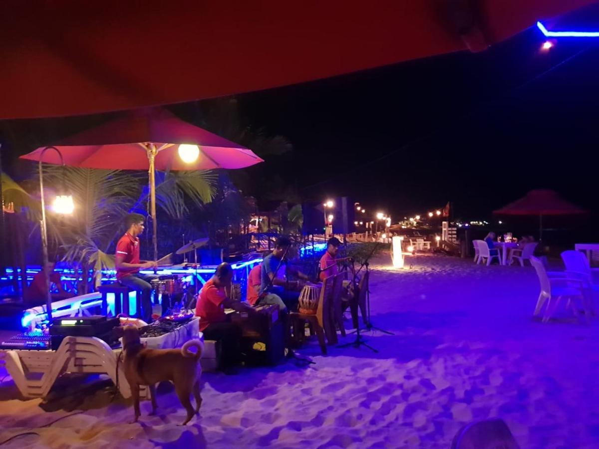Blue Horizon Beach Hotel Tangalle Bagian luar foto